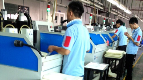 精雕機，東莞簡杰電子選擇鼎拓數(shù)控設(shè)備