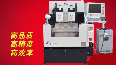 為什么要設(shè)計(jì)出這么多型號(hào)的精雕機(jī)呢！--「鼎拓機(jī)械」